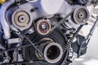 Cogged belt vs V belt: Understanding the Differences - Sprockets and